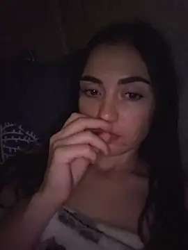 Chat +18 de Ncfyv_ncyuhv ao vivo