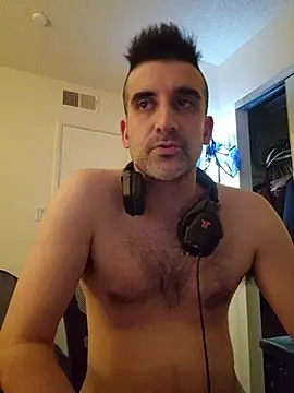 Chat +18 de myth5hk ao vivo
