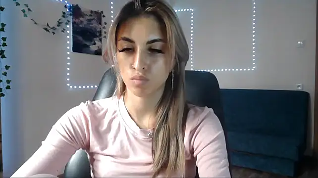 Rossy_Vega live XXX chat