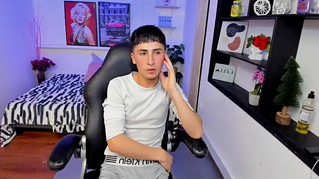 Chat +18 de Benji23_ ao vivo