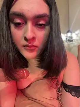 MiahWindsor's Live XXX Chat