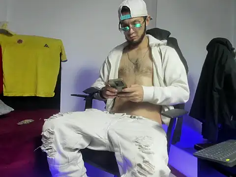 Chat +18 de mark_splinter09 ao vivo
