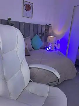 naomiii__ Chat XXX live