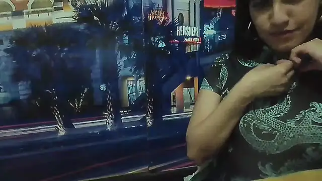 creepyh0e_'s Live XXX Chat