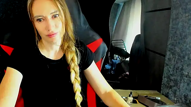 دردشة JessFoxxx الجنسية المباشرة