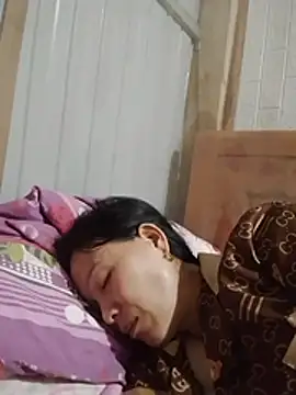 Kiss_love2 Adlı Modelin Canlı XXX Sohbeti
