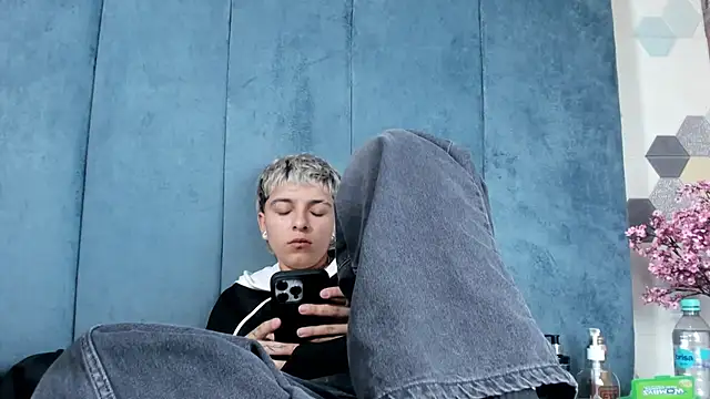 Megan_Thompson_'s Live XXX Chat