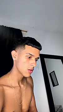 Busterspinter live XXX chat