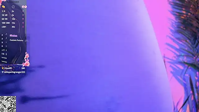 Emmi_Roberts 现场XXX聊天