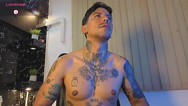 Chat XXX Live MR_EITHAN