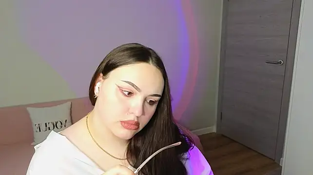 CarolinaRein Chat XXX live