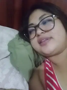 naylamck's Live XXX Chat
