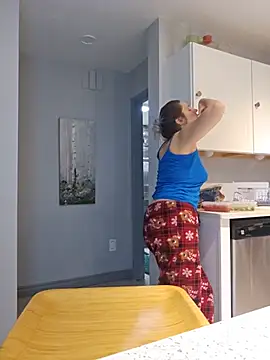 ScarletsWeb – Naživo XXX chat
