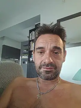 MEE101722's Live Sex Cam Show