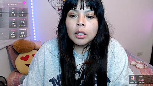 EllieMoonX Chat XXX in diretta