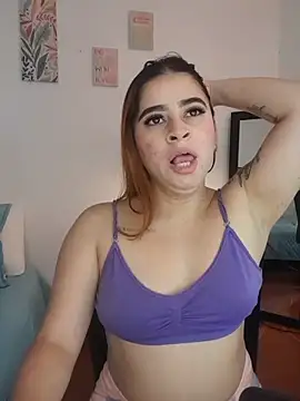 MartinaConnorr's Live XXX Chat