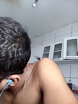 XXX chat uživo modela Tchutom