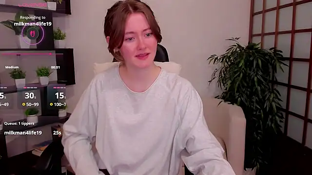 KateCuddle live XXX chat