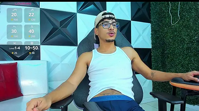 Živý XXX chat allens_joe