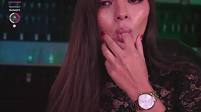 دردشة JulietteMoreau الجنسية المباشرة