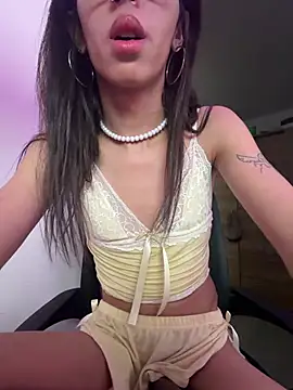 Catalina-K Live XXX-Chat