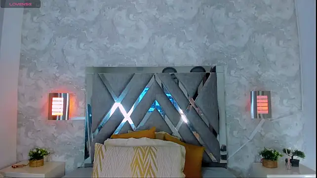 zharaa_fox_ 라이브 XXX 채팅