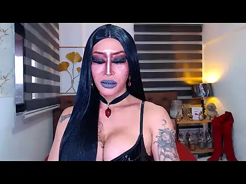 Chat XXX en directo de DominateMistressTania