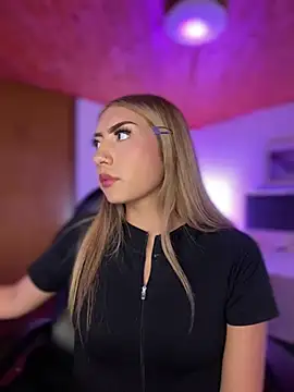 Živý XXX chat Hasly_Pink1