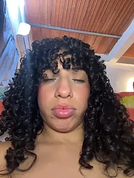 Chat +18 de Miily_0 ao vivo