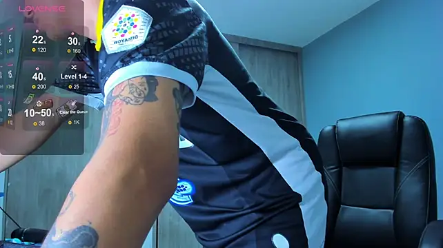 LOBO_ALPHA Chat XXX in diretta
