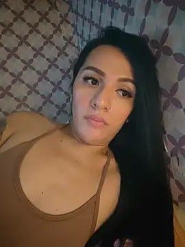 Yourbabyshane live XXX chat