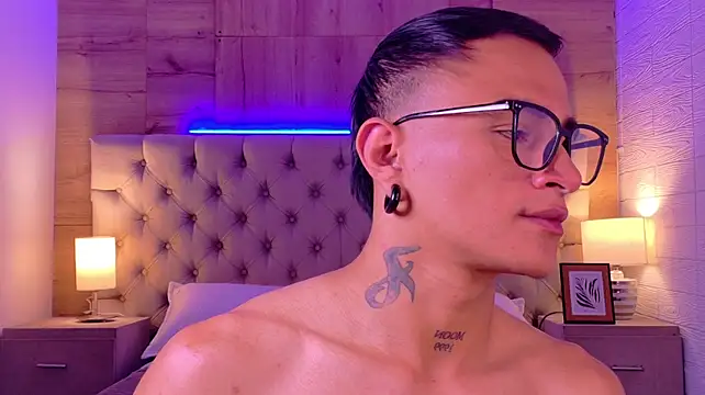 Chatroom XXX en direct de LiamDeeps