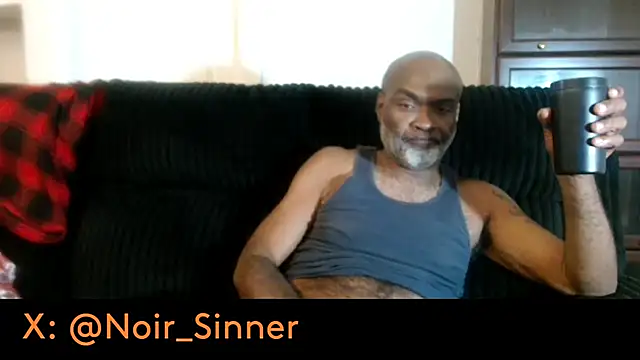 sinnernoir Adlı Modelin Canlı XXX Sohbeti