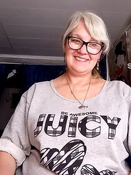 irinamaux live XXX chat