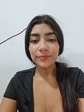 دردشة Sweed-virgin-pussy الجنسية المباشرة
