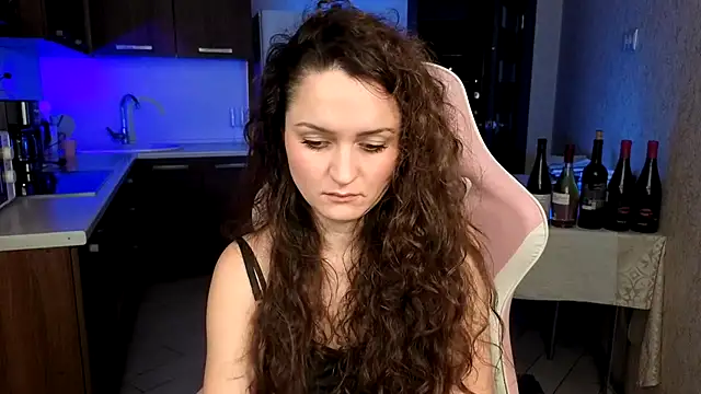 Cerann1 Adlı Modelin Canlı XXX Sohbeti