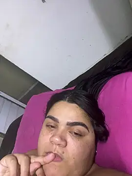 Chat +18 de MorenaCariok ao vivo