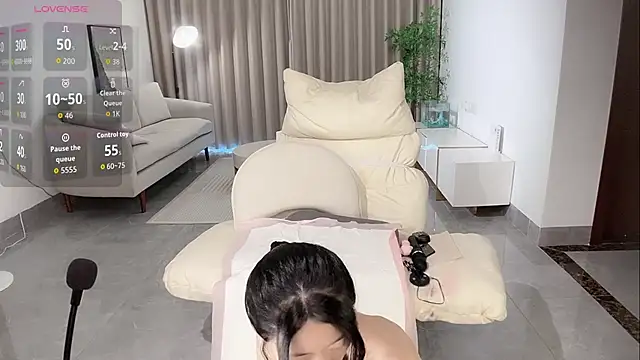 kulomiyee's Live XXX Chat