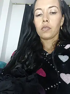 MiaForever1n Live XXX chat