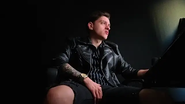 FelixStarkk Chat XXX in diretta