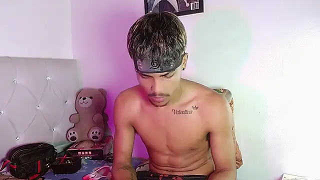 Angel_foxc13: απευθείας συνομιλία ΧΧΧ