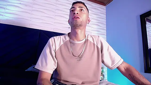 Chat +18 de DrakeNeumann ao vivo