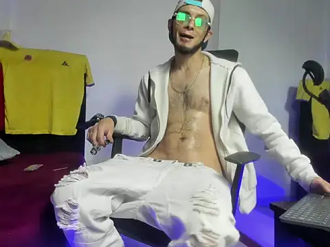 mark_splinter09 Adlı Modelin Canlı XXX Sohbeti