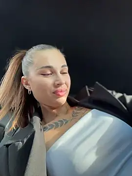 دردشة Charming_Ritta الجنسية المباشرة