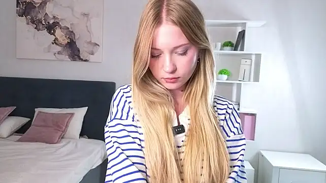 OnitaHoglen's Live XXX Chat