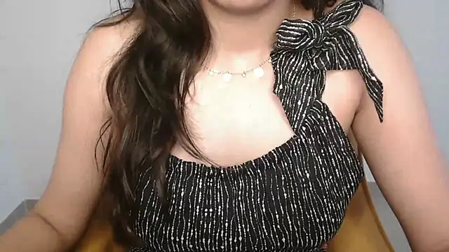 Mehu_ Adlı Modelin Canlı XXX Sohbeti