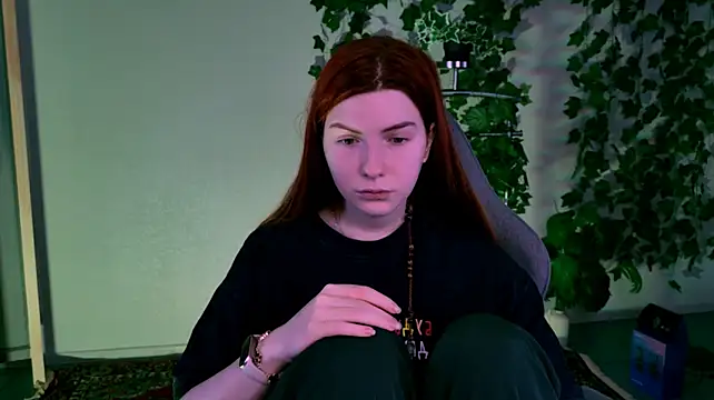 AliceCUNTach: онлайн-секс-чат