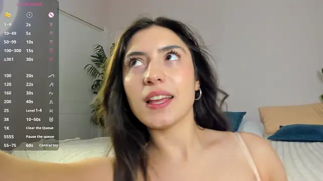 avayuzu's Live XXX Chat