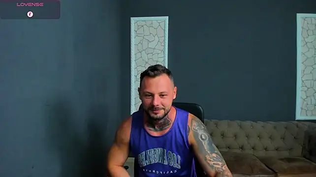 Онлайн чат XXX BrianHunts