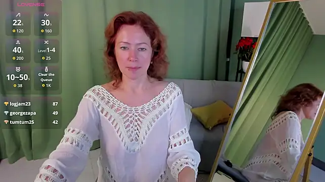 Chat +18 de LeticiaRomano ao vivo